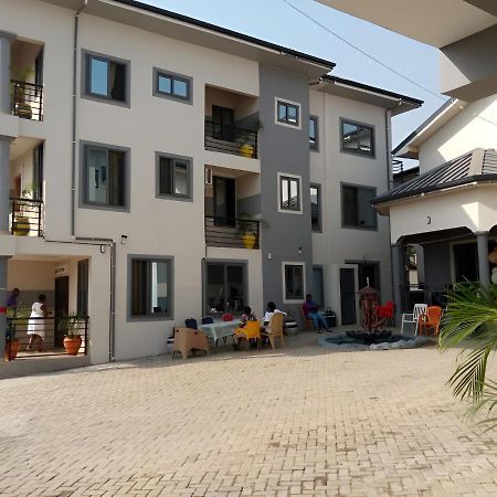 Queen'S Hill Lodge Gbawe Dış mekan fotoğraf